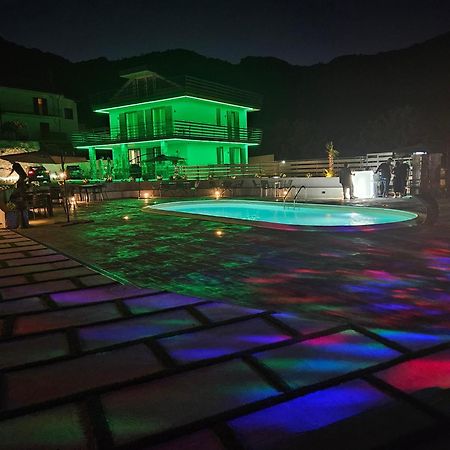 Tenuta Croce Appartamento Karol-Piscina-Vista Mare Salerno Buitenkant foto