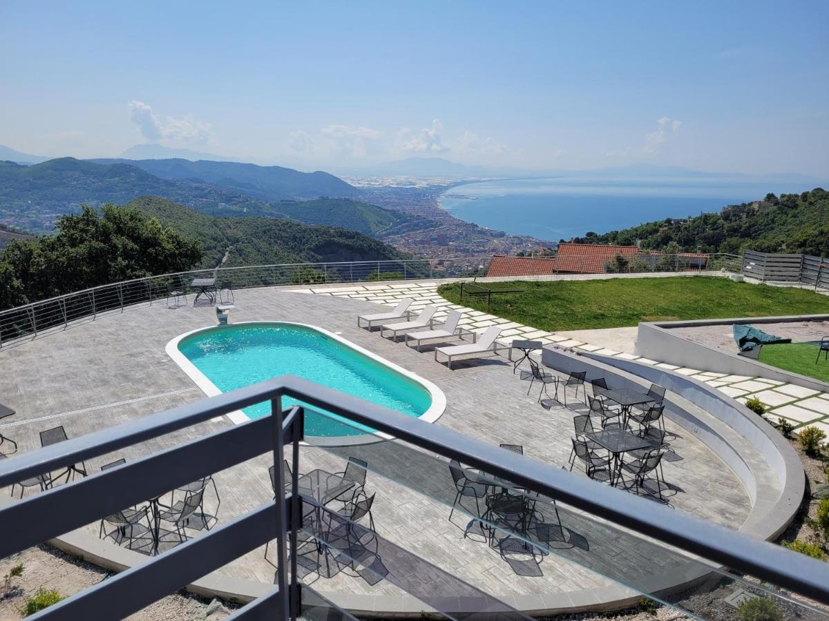 Tenuta Croce Appartamento Karol-Piscina-Vista Mare Salerno Buitenkant foto