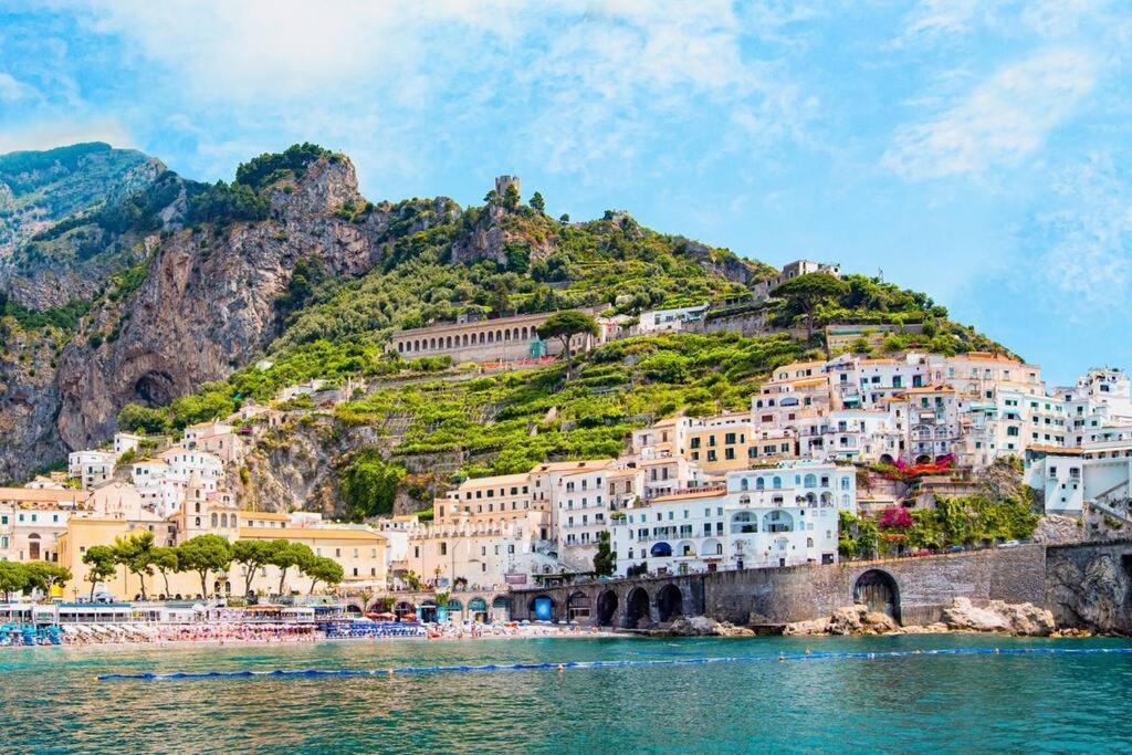 Tenuta Croce Appartamento Karol-Piscina-Vista Mare Salerno Buitenkant foto