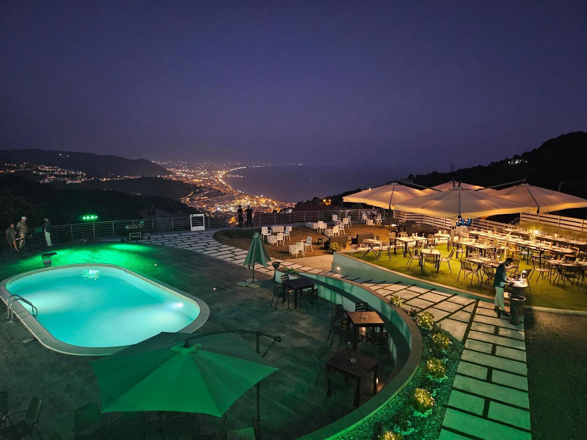 Tenuta Croce Appartamento Karol-Piscina-Vista Mare Salerno Buitenkant foto